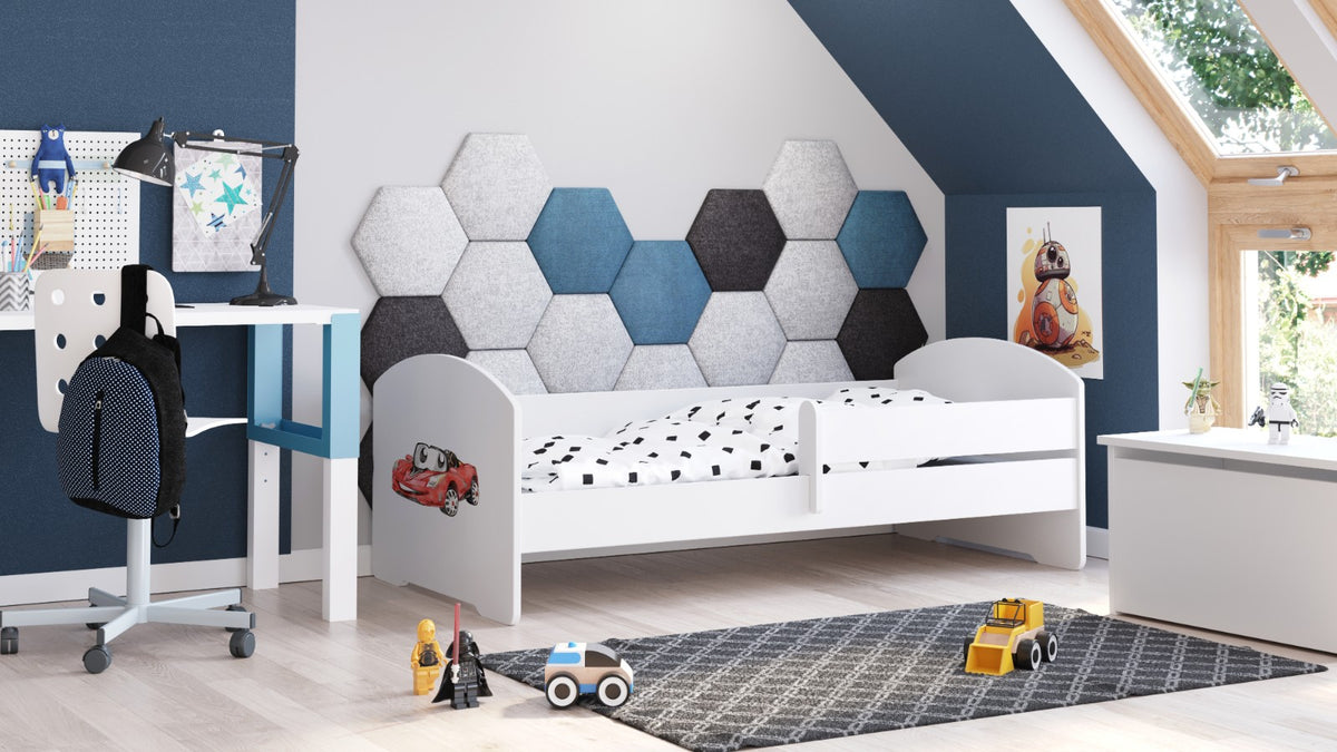 Children's bed Luk 140x70 with railing - Racing car